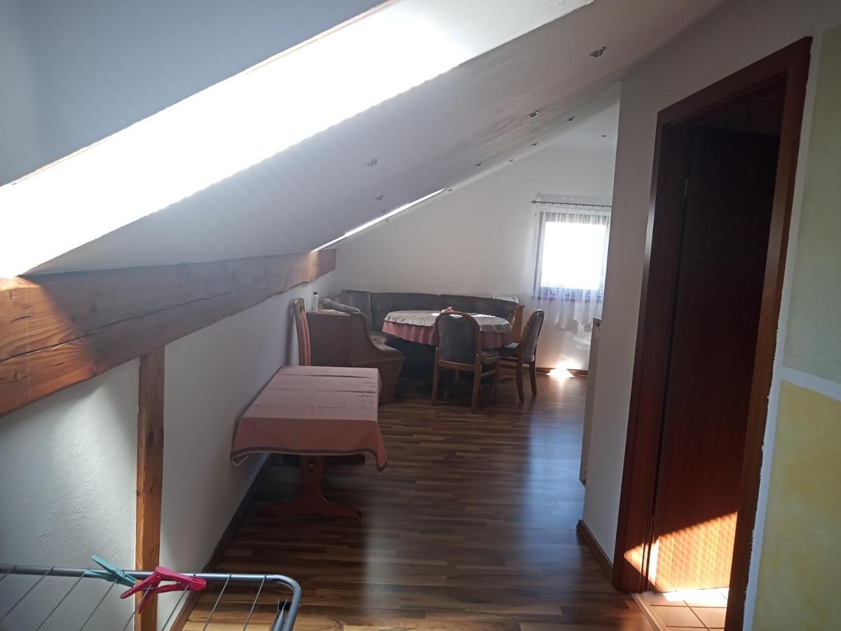 Wohnung Mit 2 - 3 Zimmern Ballenberg Buitenkant foto